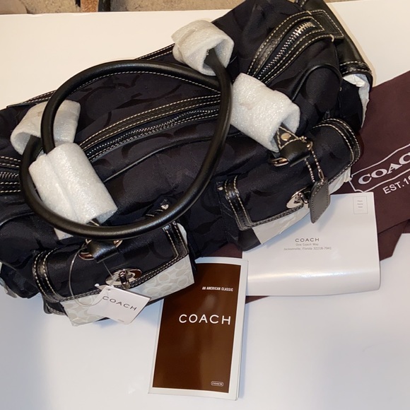 NWT Coach 6232 Signature SOHO Gallery Pocket Purse - Picture 12 of 13